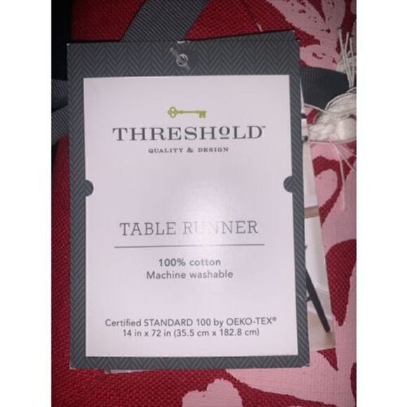 Threshold Table Runner Red Heart  14 x 72 Machine Wash 100% Cotton. New - Picture 3 of 5